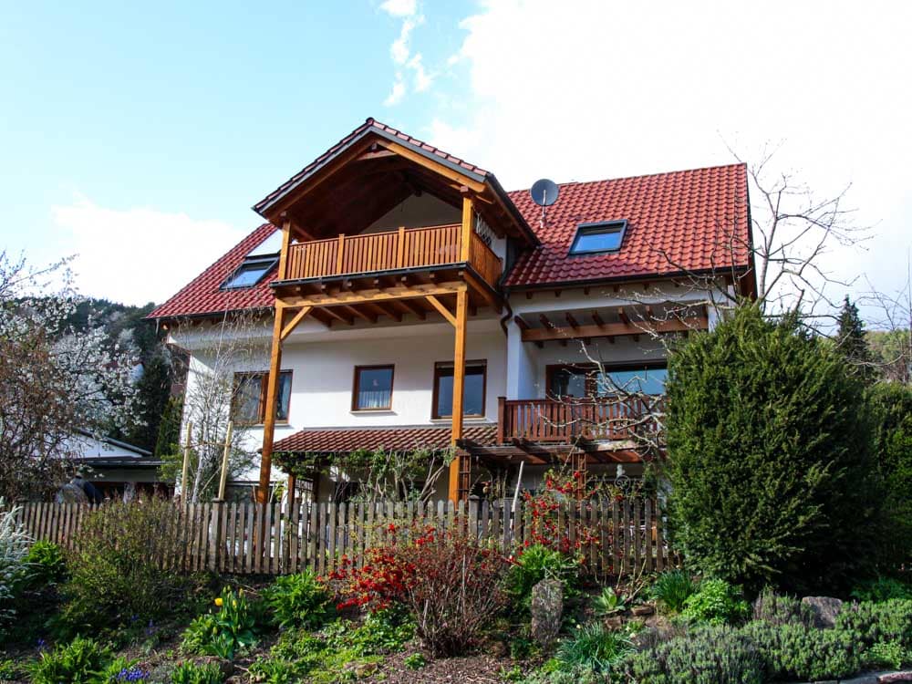 Zimmerei Schnellbach Aschaffenburg – Zimmerei mit Holzbau, Dachstuhl, Carport, Holzfassade, Aufstockung